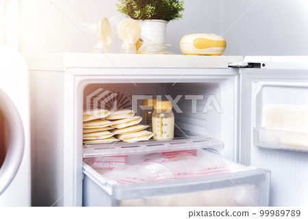 Frozen breast milk 99989789