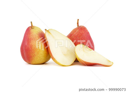 Whole and half cut pears on white background Whole and half cut pears on white background 99990073