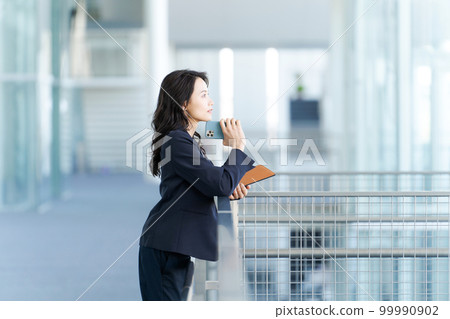 photo of woman in office 99990902