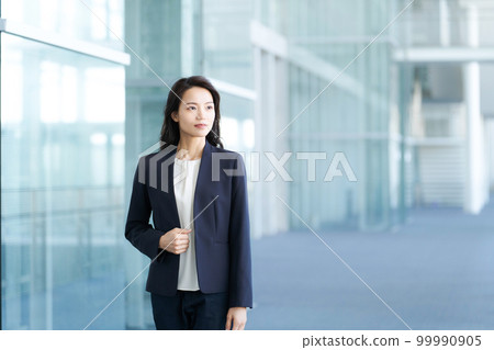 辦公室裡的女人照片 辦公室裡的女人照片 99990905