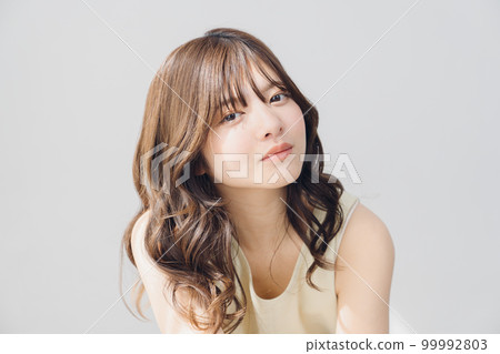 天生麗質的女人 99992803