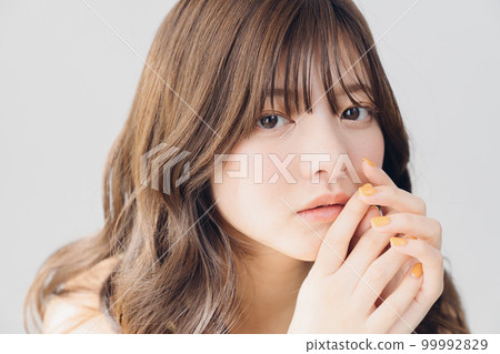天生麗質的女人 99992829