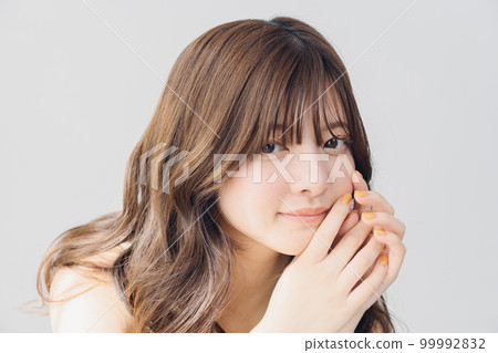 天生麗質的女人 99992832