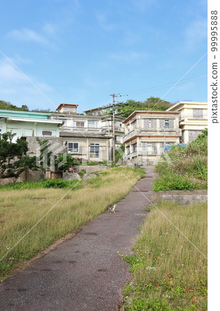 Okinawa, Miyakojima City, Irabu Island, Sarahama Village's colorful streets Okinawa, Miyakojima City, Irabu Island, Sarahama Village's colorful streets 99995888