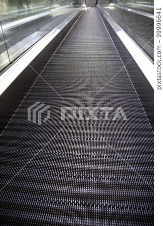 Pedestrian escalators in the city 99996641