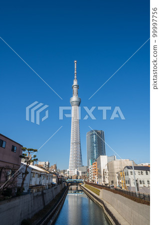 從十間橋面向東京晴空塔的“東京” 99997756