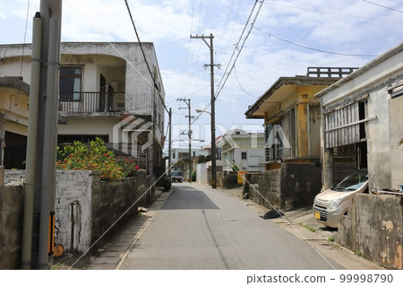 沖繩宮古島市伊良部島莎拉濱村 99998790
