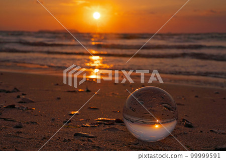 [Chichibugahama (Sunset) (Crystal Ball)] Nio-Otsu, Nio-cho, Mitoyo City, Kagawa Prefecture 99999591