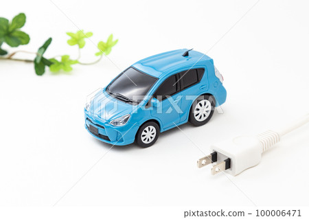 電動車和電源插頭 電動車和電源插頭 100006471