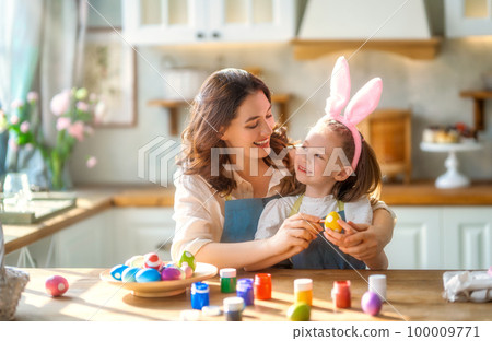 happy family at Easter happy family at Easter 100009771