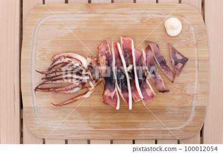 Grilled Hokkaido squid 100012054