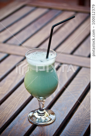 Blue cocktail 100012379