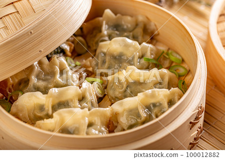 Traditional Chinese cuisine Traditional Chinese cuisine 100012882