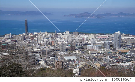 Townscape and landscape from Aonoyama Observatory [Utazu-cho, Ayuta-gun, Kagawa Prefecture] 2 100016564