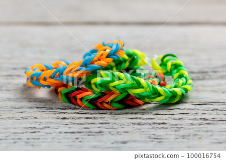 Loom bands bracelet 100016754