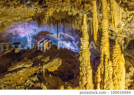 Hoshino Cave on Minamidaito Island 100016984