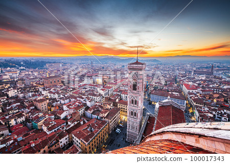 Giottos Bell Tower in Florence, Italy 100017343