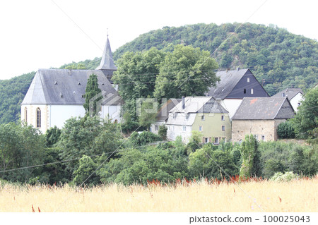 Hochstetten-Daun   Germany 100025043