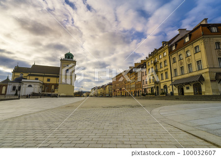 城堡廣場,華沙,波蘭 城堡廣場,華沙,波蘭 100032607