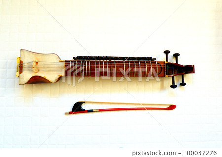 Indian antique musical instrument Dilruba Indian antique musical instrument Dilruba 100037276