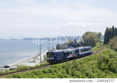 能登鐵道七尾線和Wrapping列車 100039177