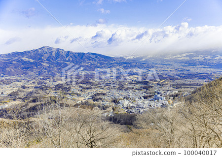 View of the city of Ikaho and the mountains of northern Kanto from Takane Observatory in winter View of the city of Ikaho and the mountains of northern Kanto from Takane Observatory in winter 100040017