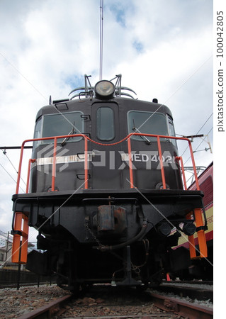 ED40 type electric locomotive that was once active on the Gakunan Railway 100042805