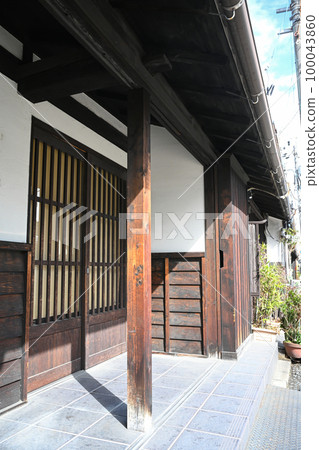 Scenery of Shikemichi Townscape Preservation District, Nagoya City, Aichi Prefecture 100043860