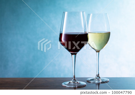 享受葡萄酒 100047790