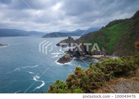 Punta socastro cliffs and Atlantic ocean, Galicia, Spain Punta socastro cliffs and Atlantic ocean, Galicia, Spain 100049476
