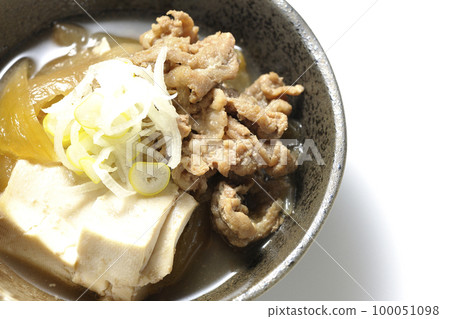 白底豆腐、洋蔥、蔥、牛肉、肉豆腐鳥瞰圖 100051098