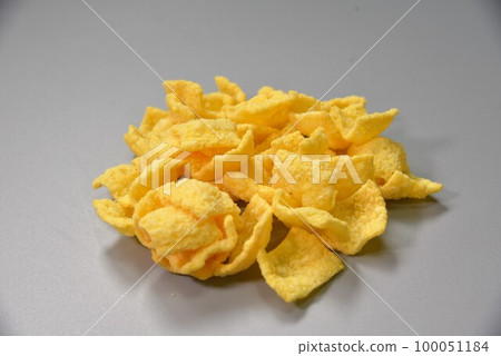 It's a snack. It's a snack. 100051184