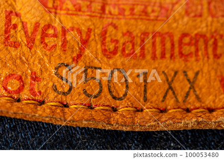 Levi's S501XX 復古 1944 年再版大戰模型鹿皮補丁 Levi's S501XX 復古 1944 年再版大戰模型鹿皮補丁 100053480