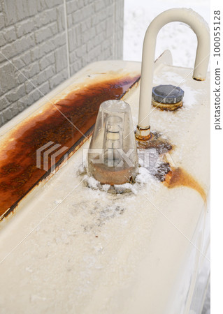 家用生鏽煤油罐(改造前) 家用生鏽煤油罐(改造前) 100055128