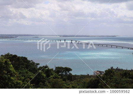 View of the sea and Irabu Bridge from Makiyama Observatory Miyakojima 100059562