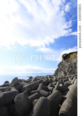 Seaside lined with tetrapods 1 Seaside lined with tetrapods 1 100059801
