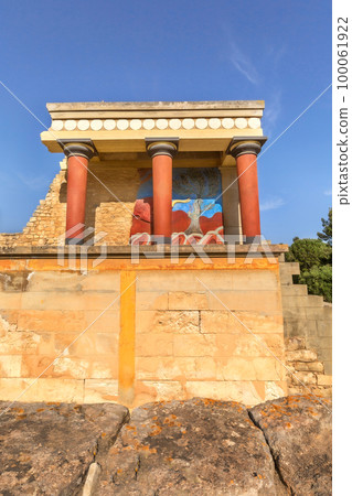 Knossos, Crete ruins of the Minoan Palace, Greece Knossos, Crete ruins of the Minoan Palace, Greece 100061922
