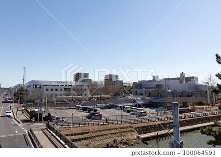 埼玉縣創價市創價市文化館外景 埼玉縣創價市創價市文化館外景 100064591