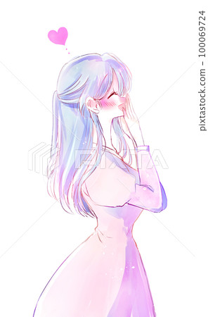 smiling woman in love 100069724