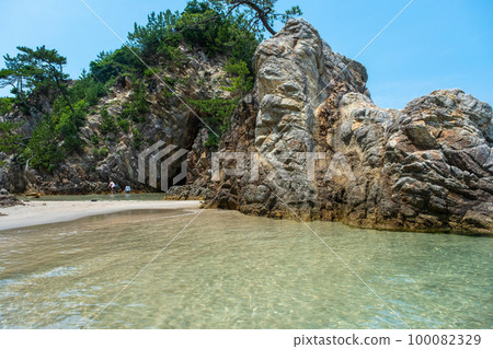 Iwami Blue Uradome Coast (near Higashihama Beach) 100082329