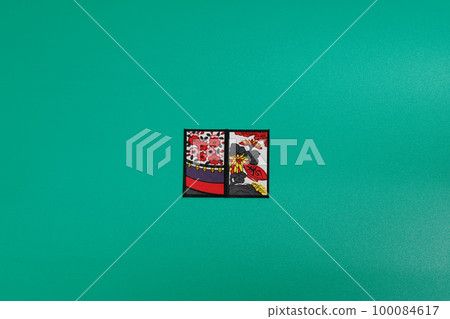 Playing Hanafuda Playing Hanafuda 100084617