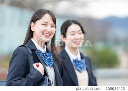 女高中生上校服 100085413