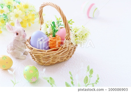 Happy easter 100086903