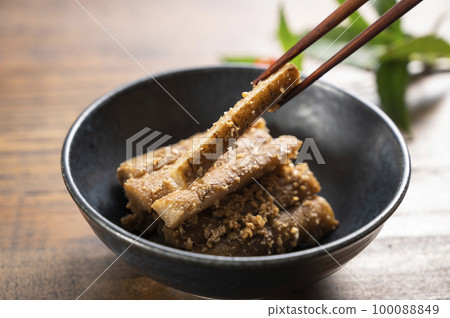 Seared burdock Seared burdock 100088849