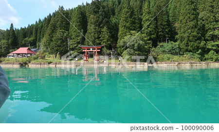 Akita Lake Tazawa Gozanoishi Shrine Torii 100090006