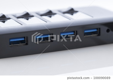 USB hub 100090089