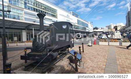 Atami station 100090327