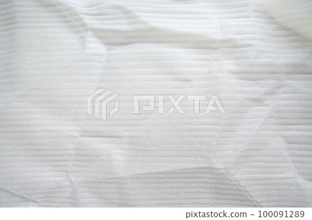 white bubble wrap for protect product 100091289