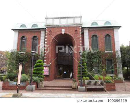 橫濱岩崎美術館 橫濱岩崎美術館 100096329