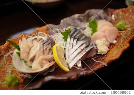 Assortment of 3 Kinds of Sashimi Finished with Mackerel Assortment of 3 Kinds of Sashimi Finished with Mackerel 100098901